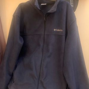 Mens Columbia Fleece jacket very soft XL  Side pockets front zipper